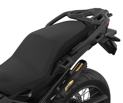 We see the seat of the F 850 GS.