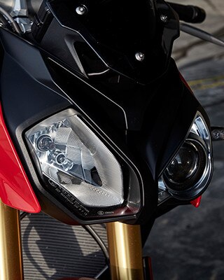 ส่วนหน้าที่เด่นชัดของ S 1000 R