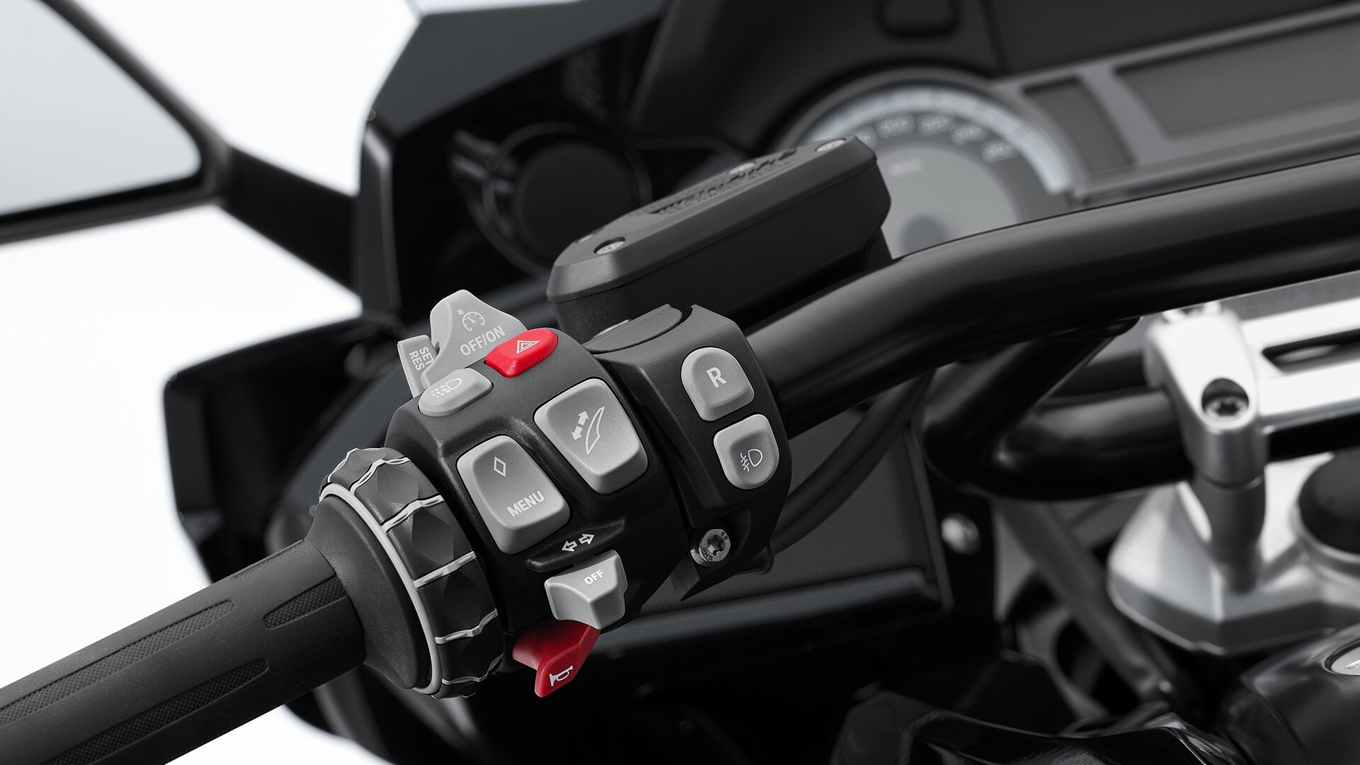 ระบบช่วยถอยหลัง K 1600 B