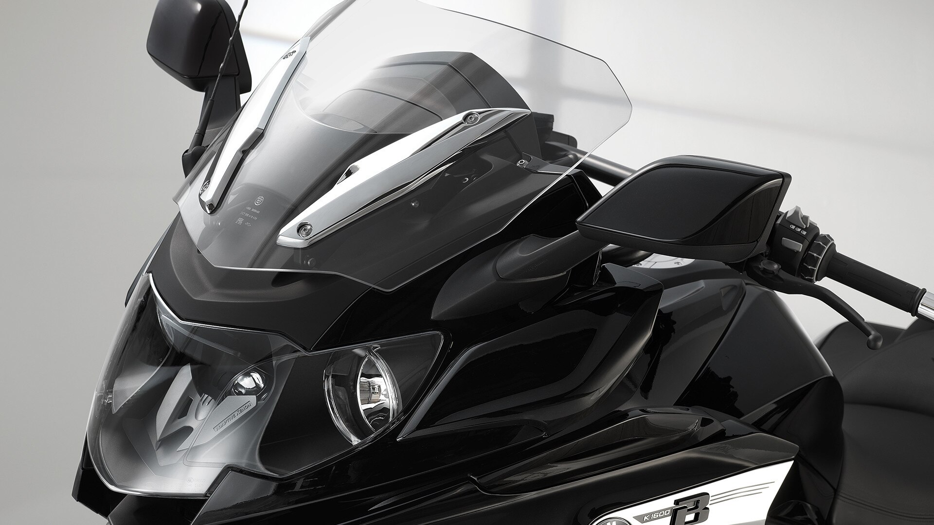 บังลมแบบเตี้ย K 1600 B
