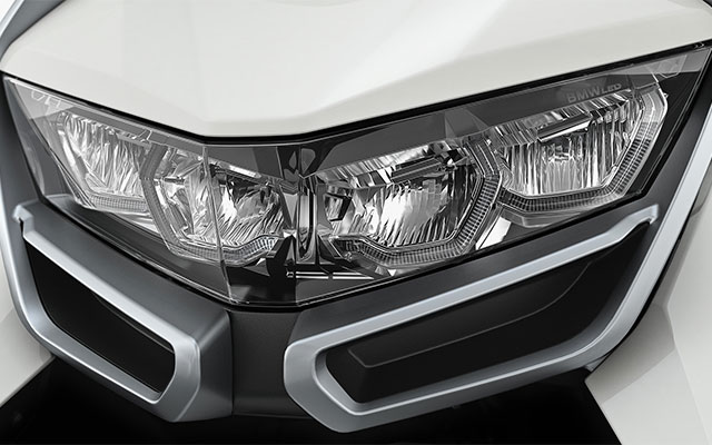 ไฟหน้า LED แบบเต็มตัว