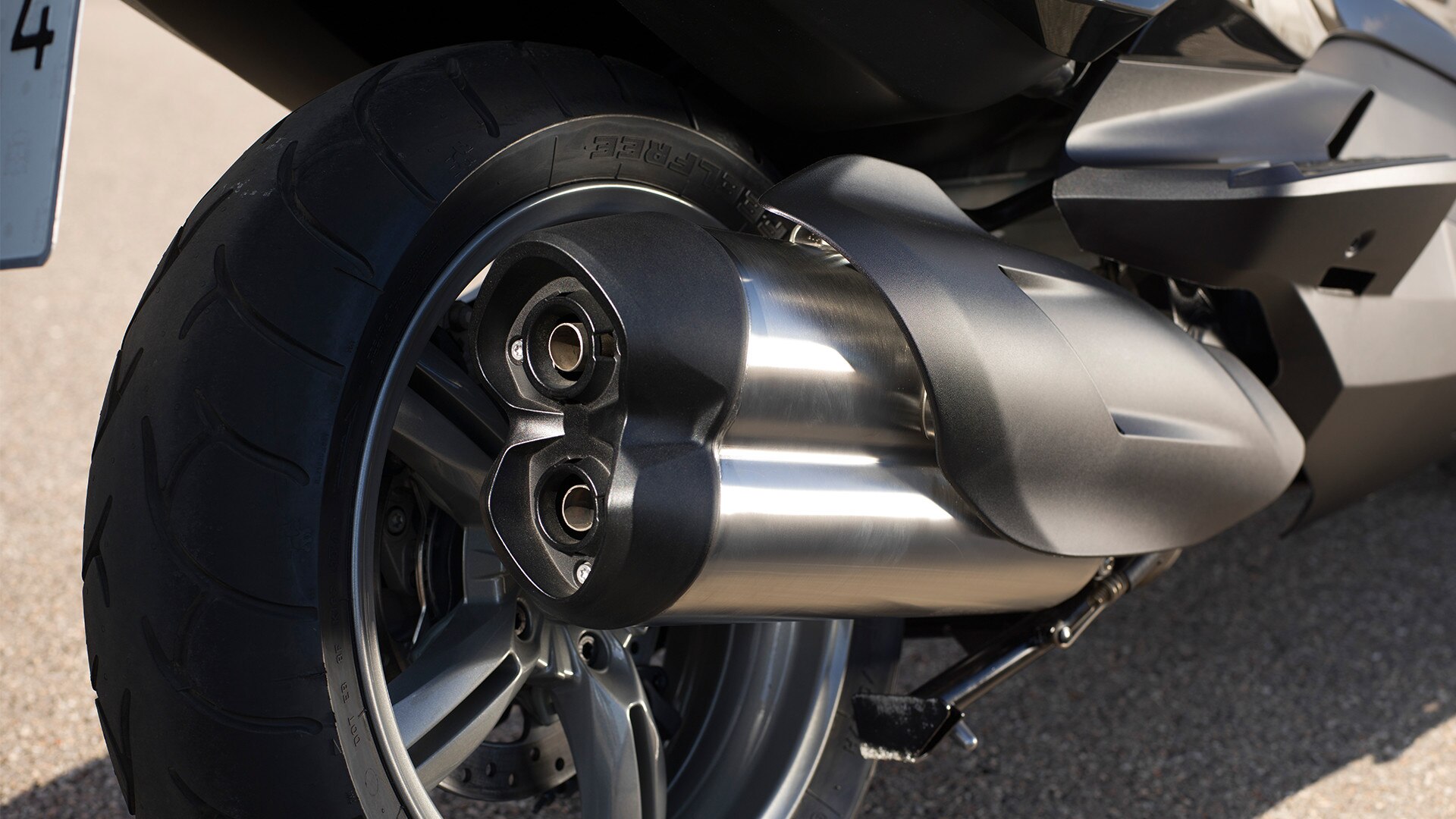 อุปกรณ์ลดเสียงของ C 650 GT